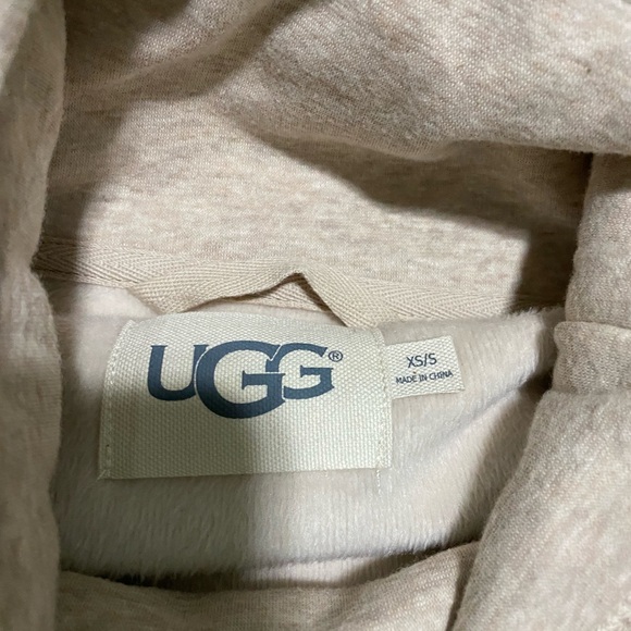 UGG Cream poncho cape - Picture 5 of 6